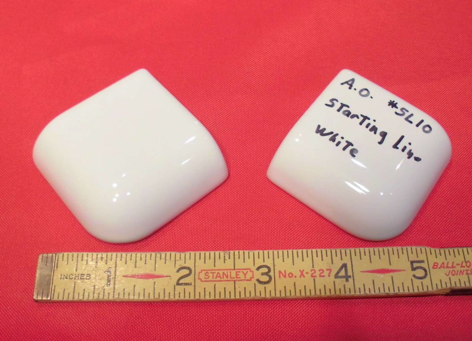 2 pcs. Starting Line White 2″ X 2″ X 5/8″ Ceramic Bullnose Radius Corner Tiles