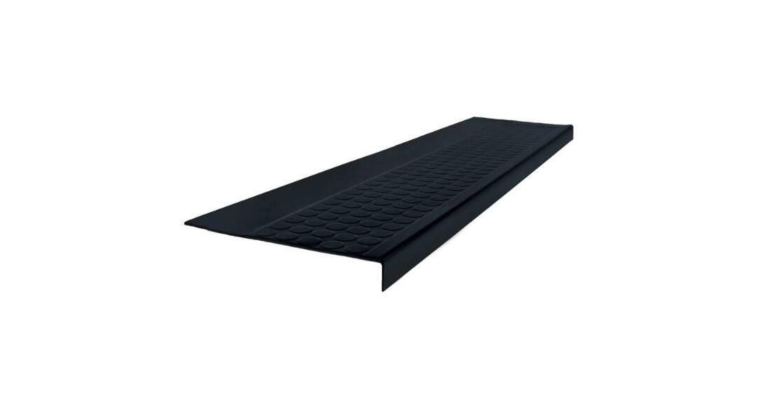 ROPPE 48921P100 12-1/2 X 4 Ft Black Low Circular Rubber Square Nose Stair Tread