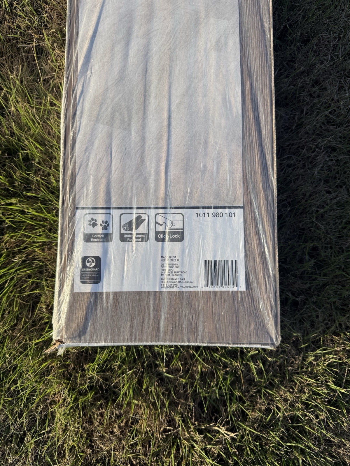 TrafficMaster Sweetwater Oak 7 mm x 7.6 in. W Laminate Wood Flooring (26.8 sq.f