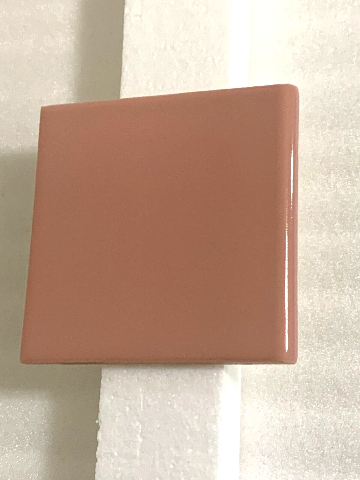 New Vintage Florida Ceramic 4 3/8″ X 4 3/8″ Bermuda Coral Stone Bullnose Gloss