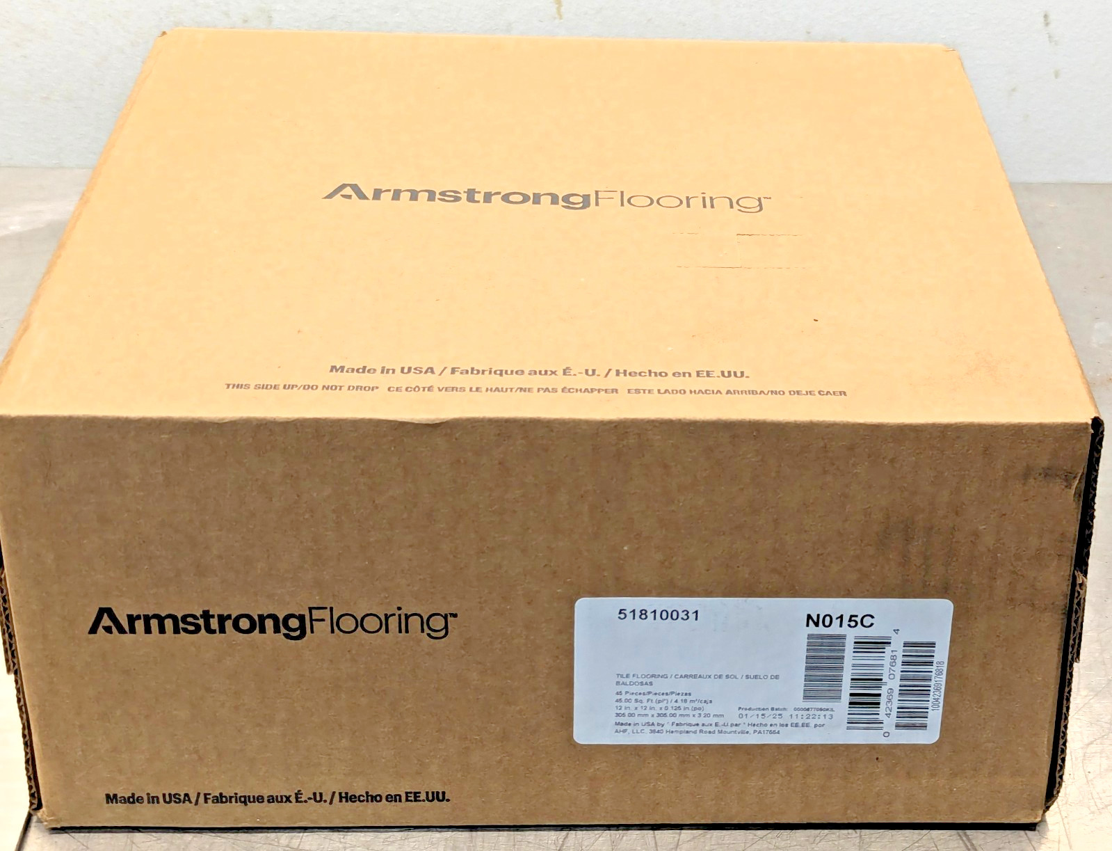 (45) Armstrong High Traffic Commercial Vinyl Tile Washed Linen (45 sq. ft. / cas
