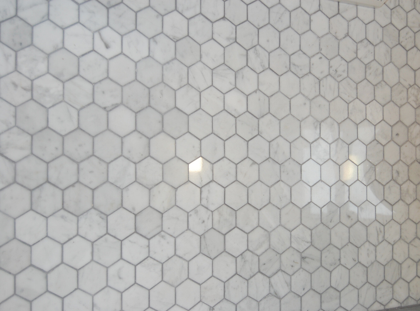 C33XP Carrara White Venato Marble 3″ Hexagon Mosaic Wall Floor Tile Polished