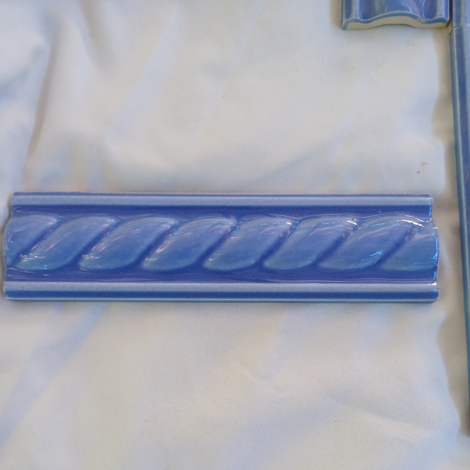 Reduced – 13 Pcs. LILAC ROPE DADO -Stovax made in England Tiles 1 1/2 X 6″