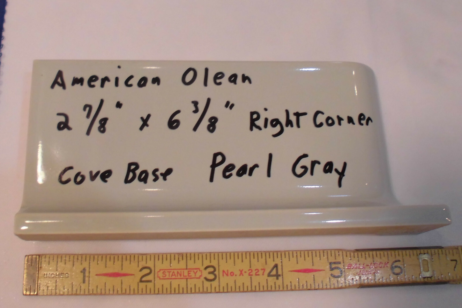 1 pc.*Gray* stack-tile-on-top cove/base, Ceramic Right Corner; American Olean