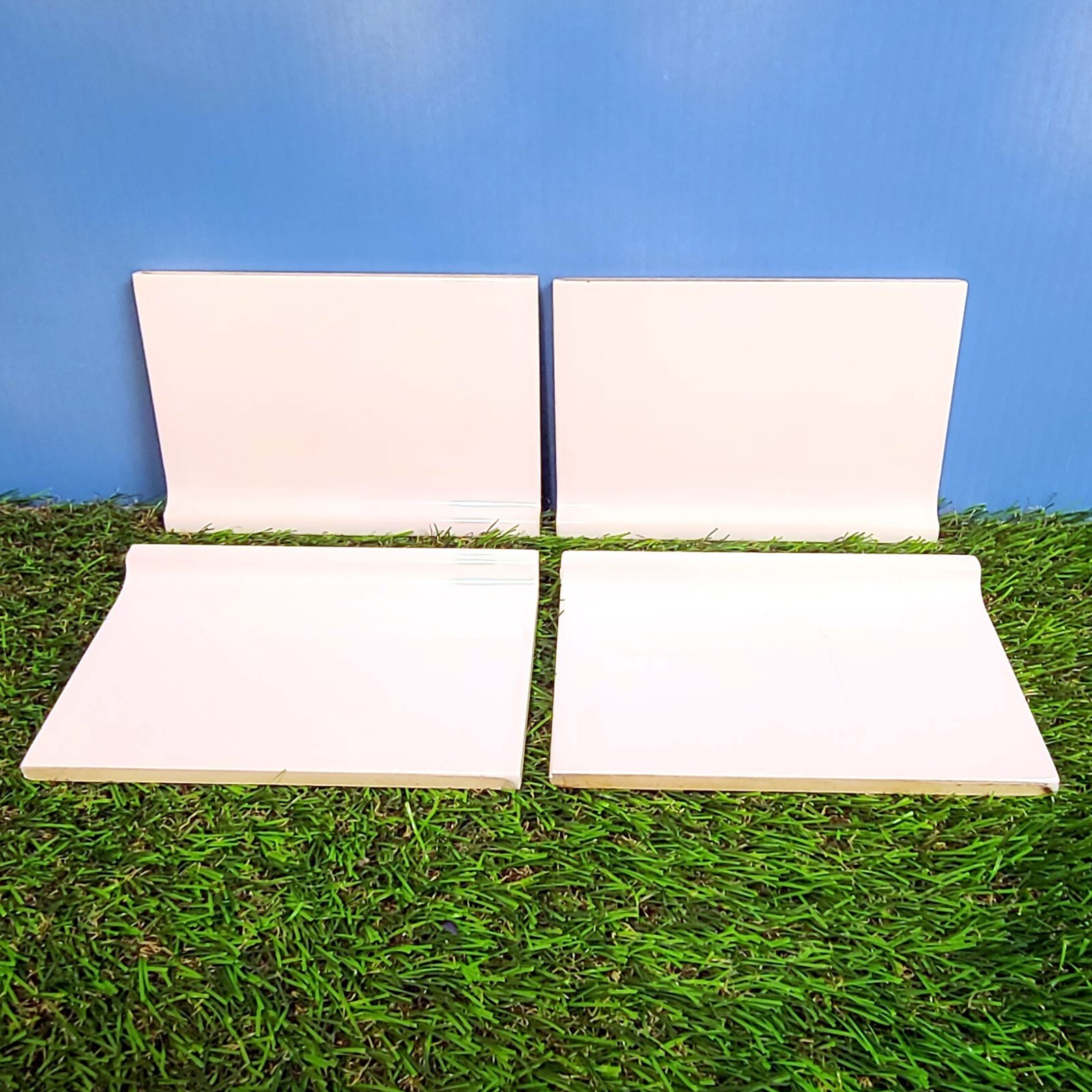 Vtg 4×6 Gloss White Radius Sanitary Cove Base Ceramic Tile DK #A-1663 *4 Pc. NOS