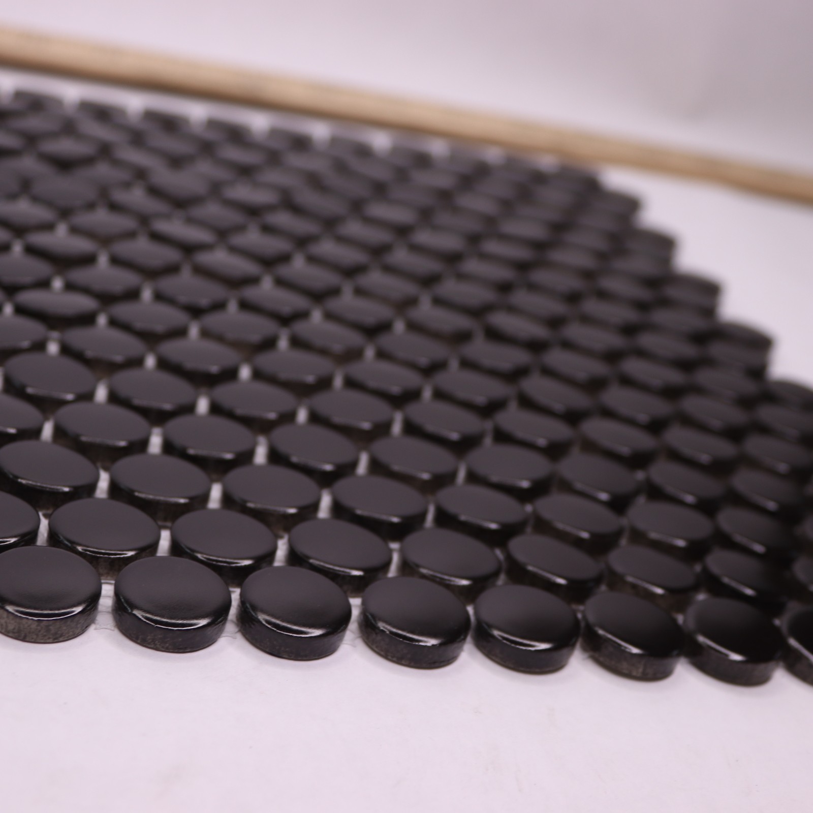 Mosaic Tile Sheet Penny Round For Floor/Walls Porcelain Matte Black 1″ TRCBM1008