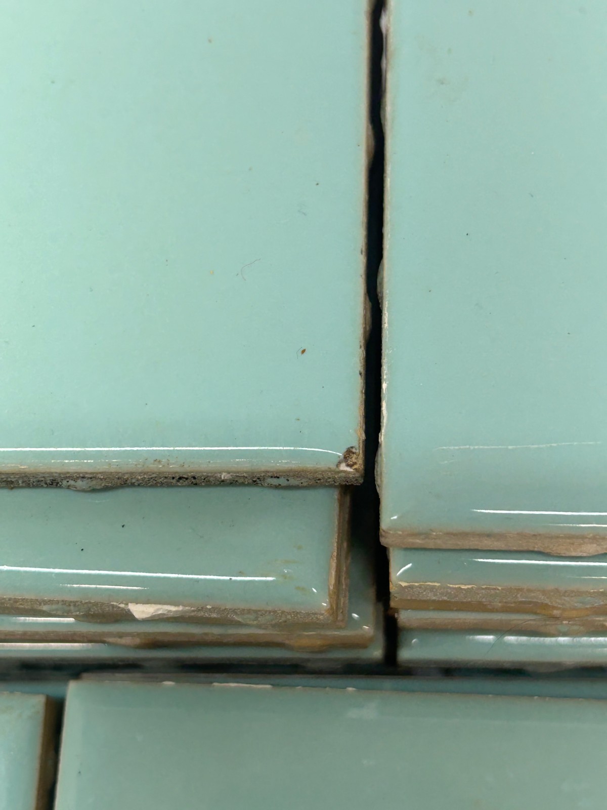 50 Vtg USQTCO Romany Ceramic Tile Blue Green MCM 4.25″ Tiles Kitchen Bath Used A