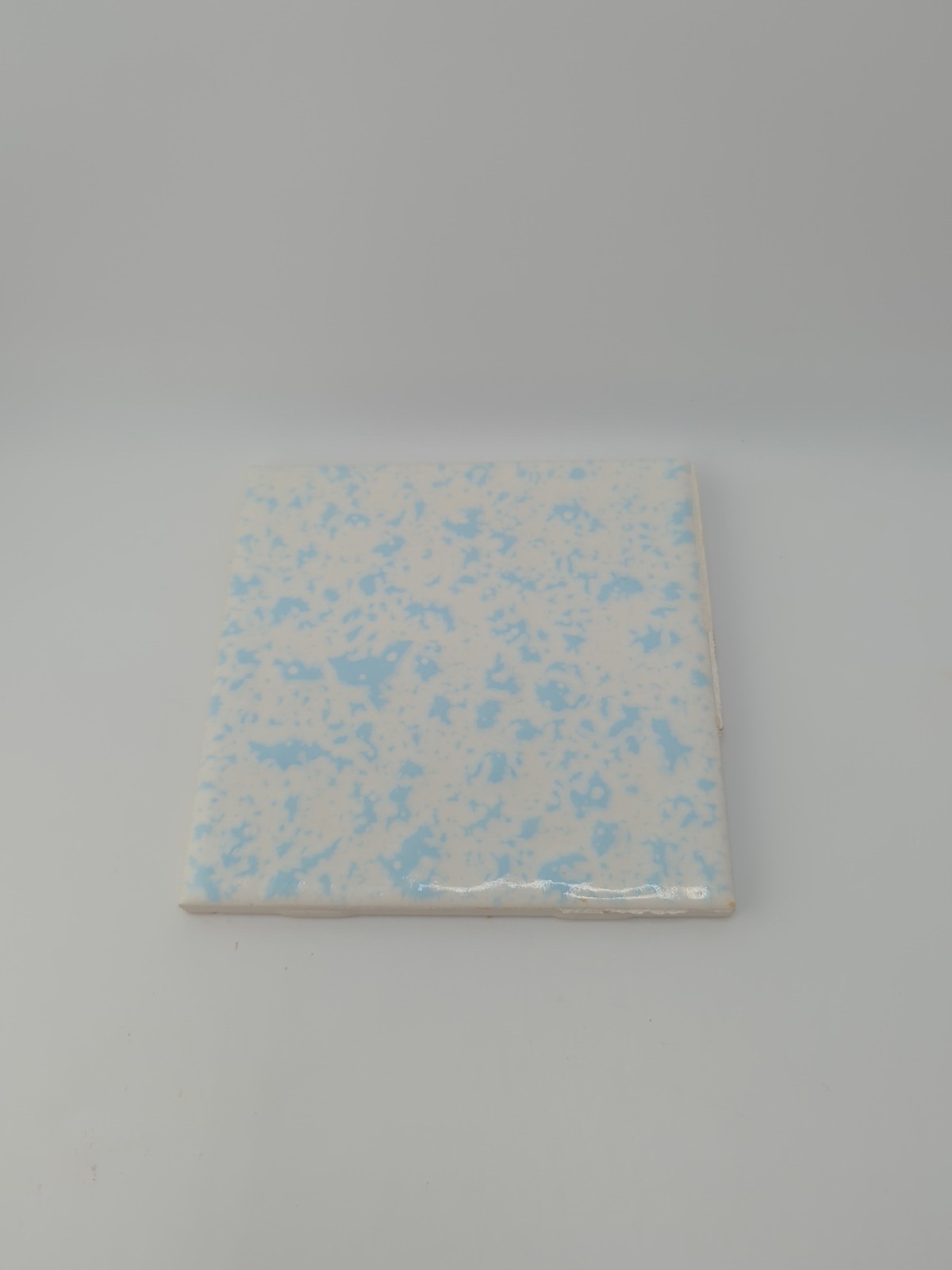Vintage 1 Wall Tile Daltile Ceramic Mottled Swirled Sky Blue White MCM