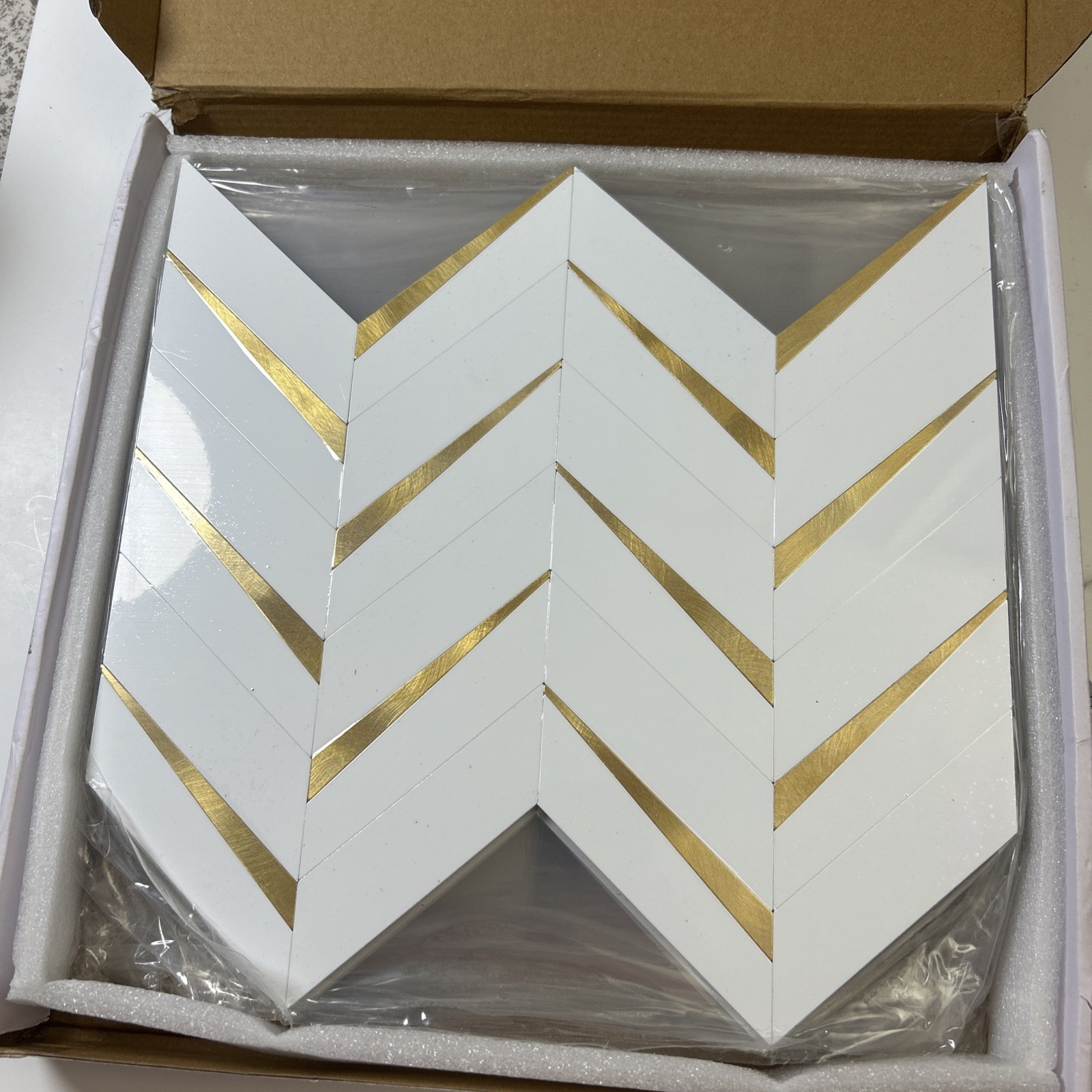 DICOFUN 10-Sheet Polished White Marble Look Herringbone Peel and Stick