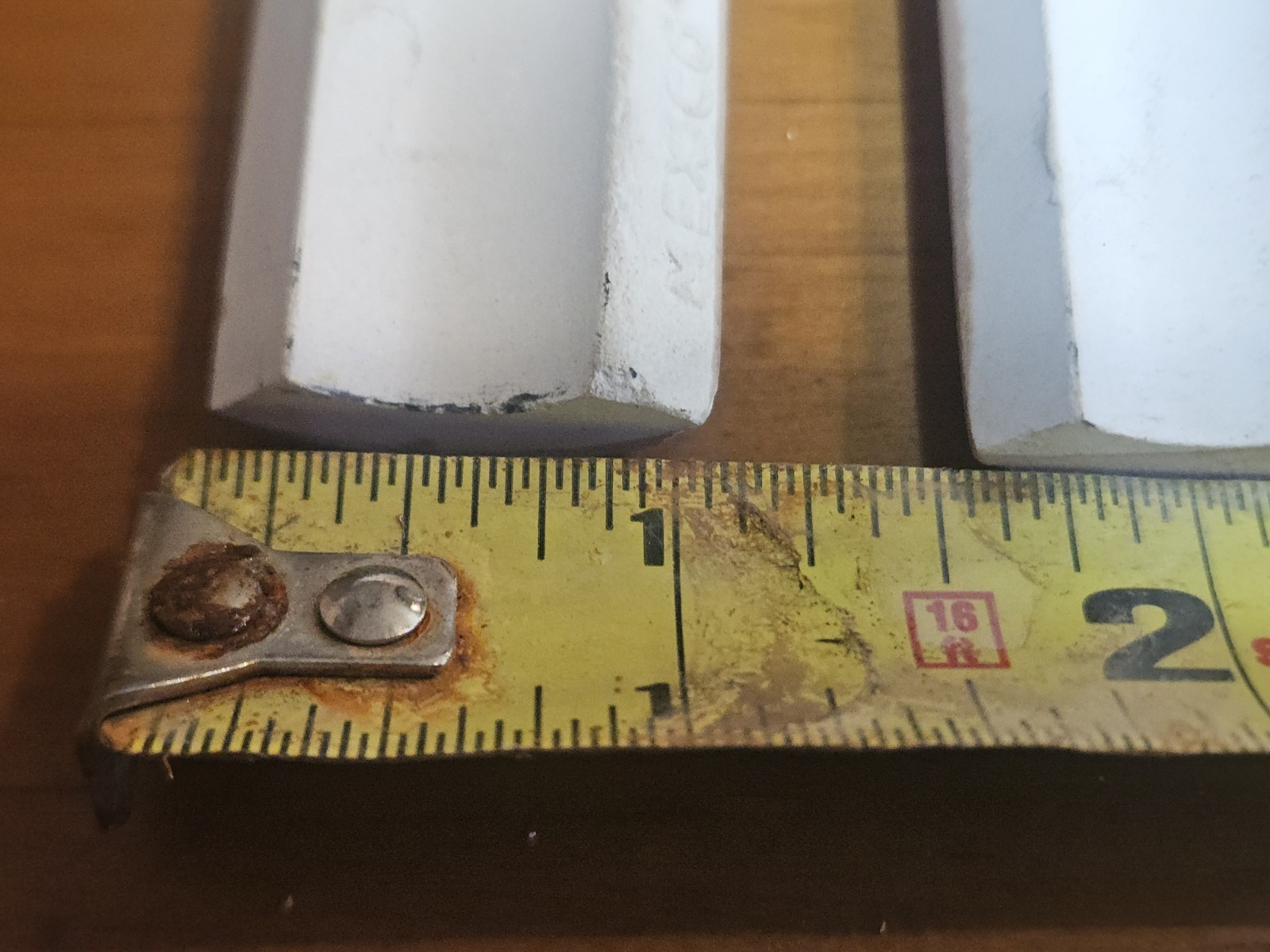 Discontinued Dal Tile Ceramic Tile Quarter Round Trim Corner