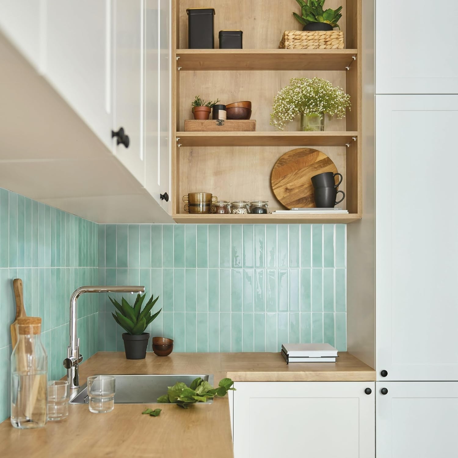 Transform Your Space: 5 Sheets of 11.43″x9″ Glossy Moroccan Peel and Stick Tiles