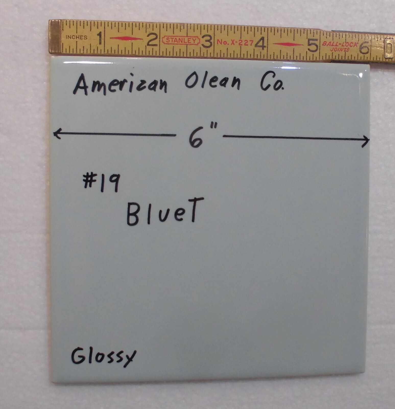 1 pc. 6″ X 6″ Glossy Ceramic Tile *Bluet – Blue* American Olean: with defects