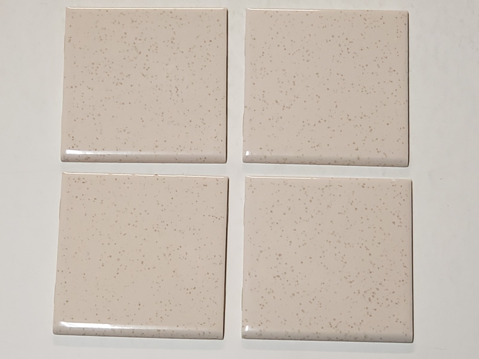 Vtg Lot of 4 ATCO Ceramic Tile Beige w/brown speckle fleck gloss bullnose 4 1/4″