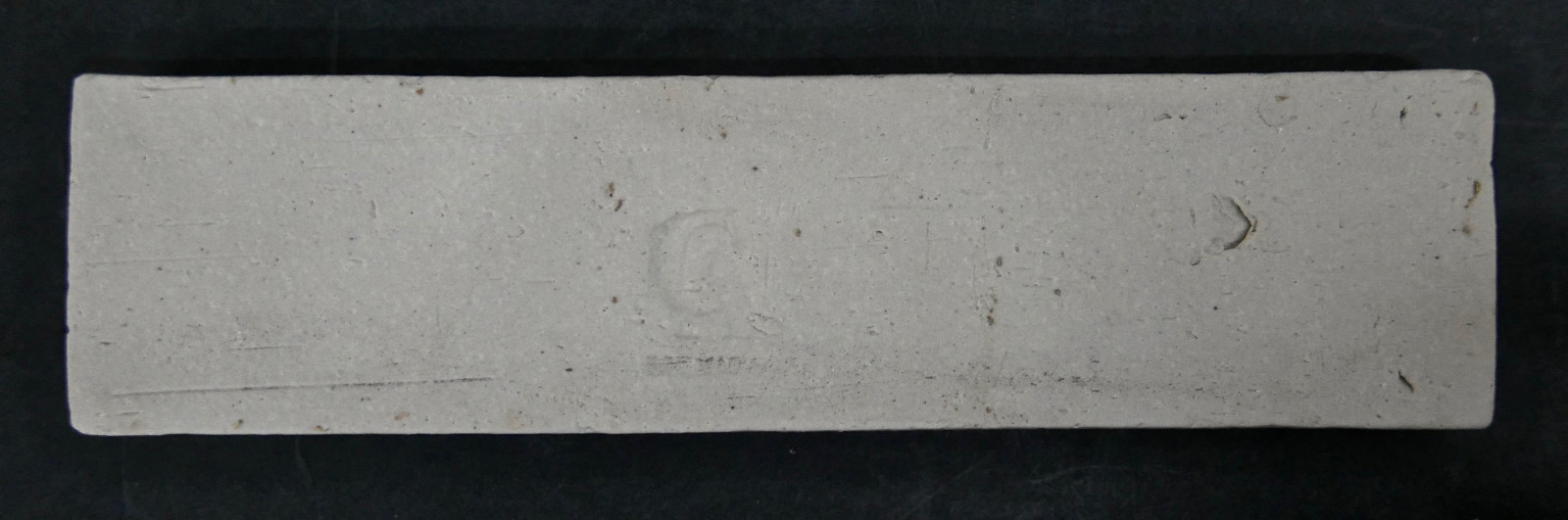 Contemporary Trim Border Tile Leaf & Vine-White