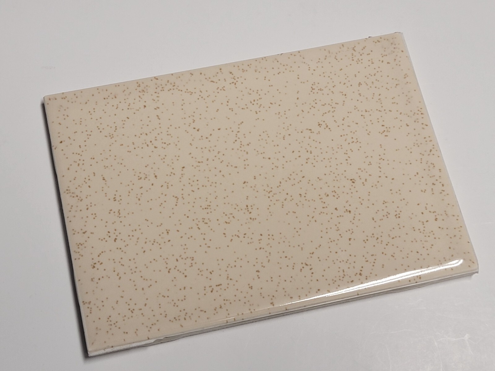 Vtg 6 AO Ceramic Tiles WIDE Rectangle 4 1/4 x 6 Beige w/brown flecks Glossy NOS