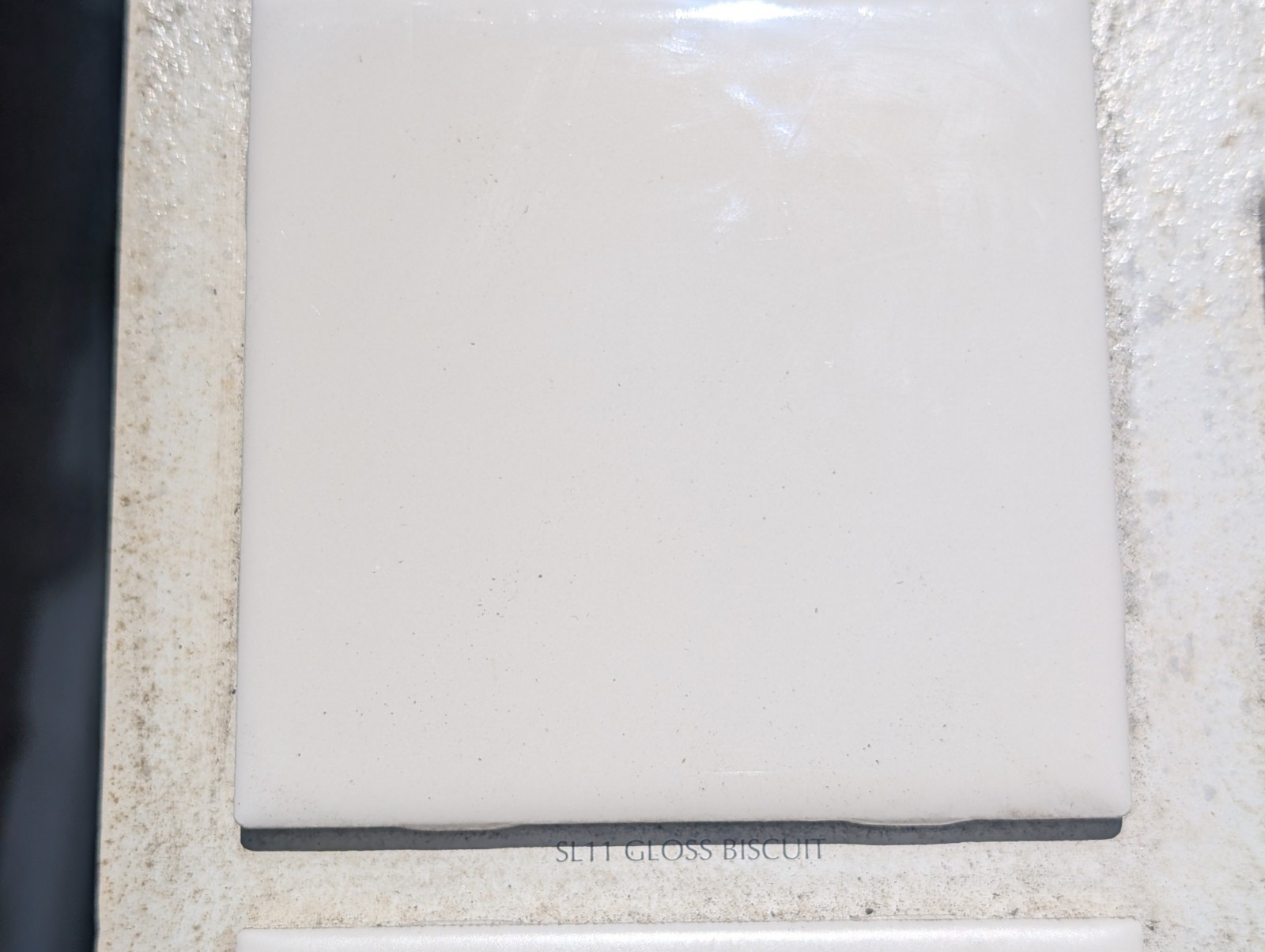 2 pcs American Olean Ceramic Wall Tile 6″ Gloss Biscuit #SL11 Square Bright USA