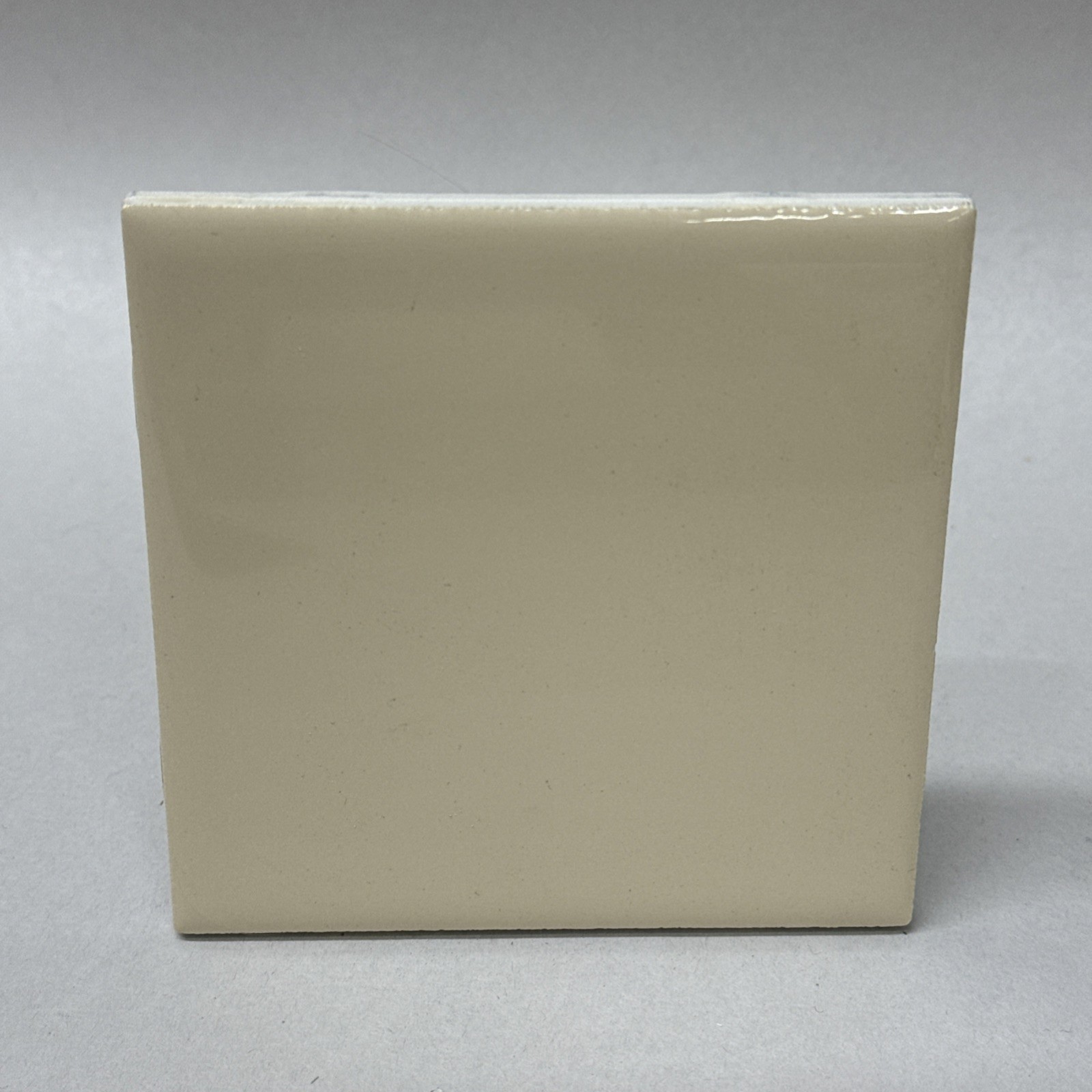 Florida Tile USA 4-1/4″ Vintage Parchment Tile NOS 4×4” Subway Tile Tan / Flesh