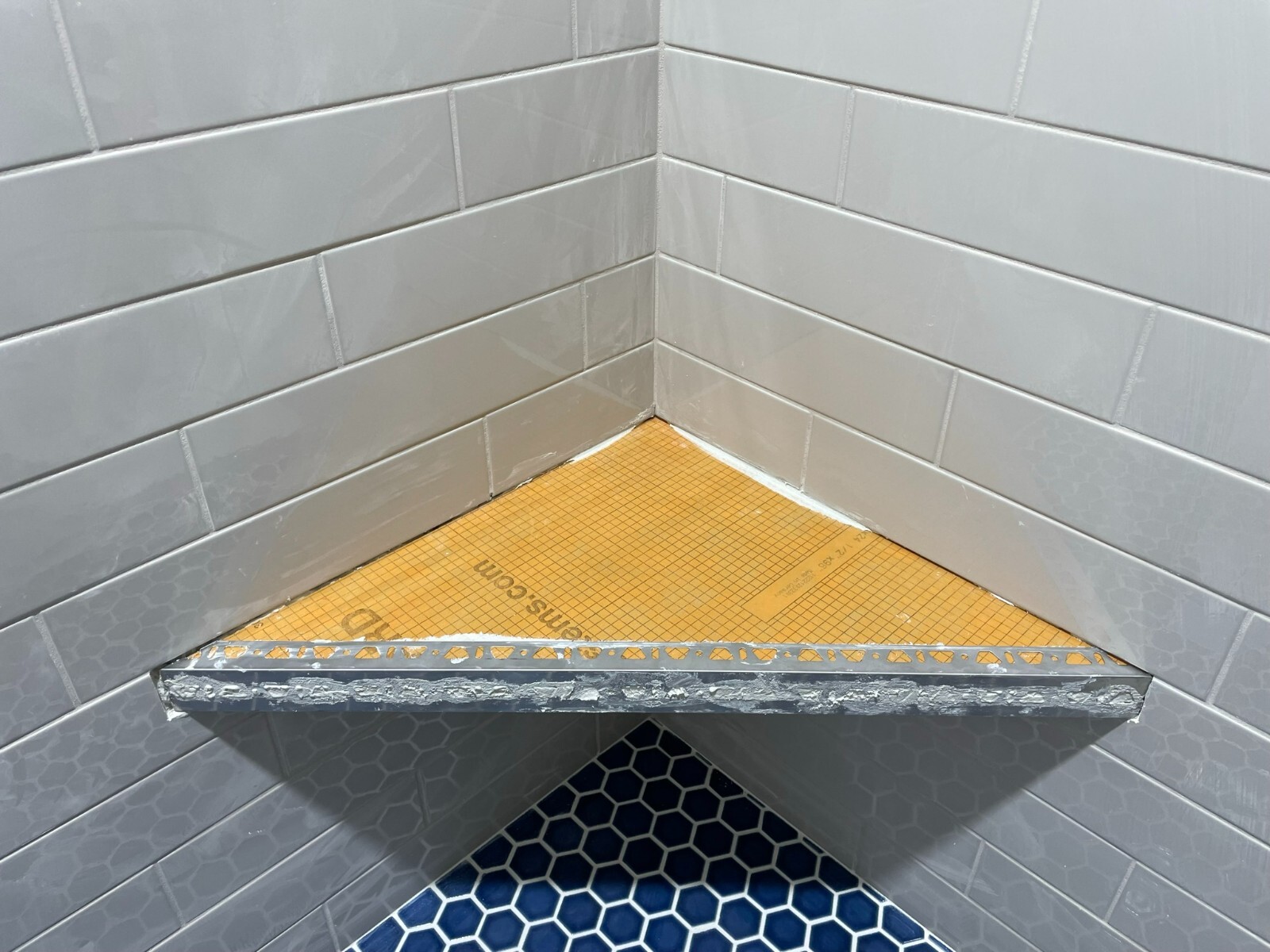 Shower Floating Bench – Schluter Kerdi-Board 2″ with Stainless Steel – Face 17in