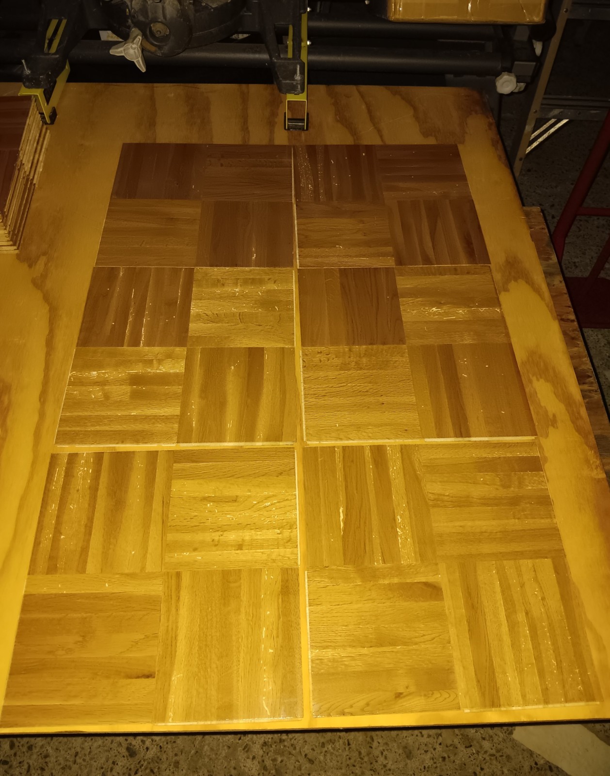 IMPERFECTS 20 Sq. Ft. CABIN GRADE Wood Borer WHITE OAK Parquet Flooring Unused