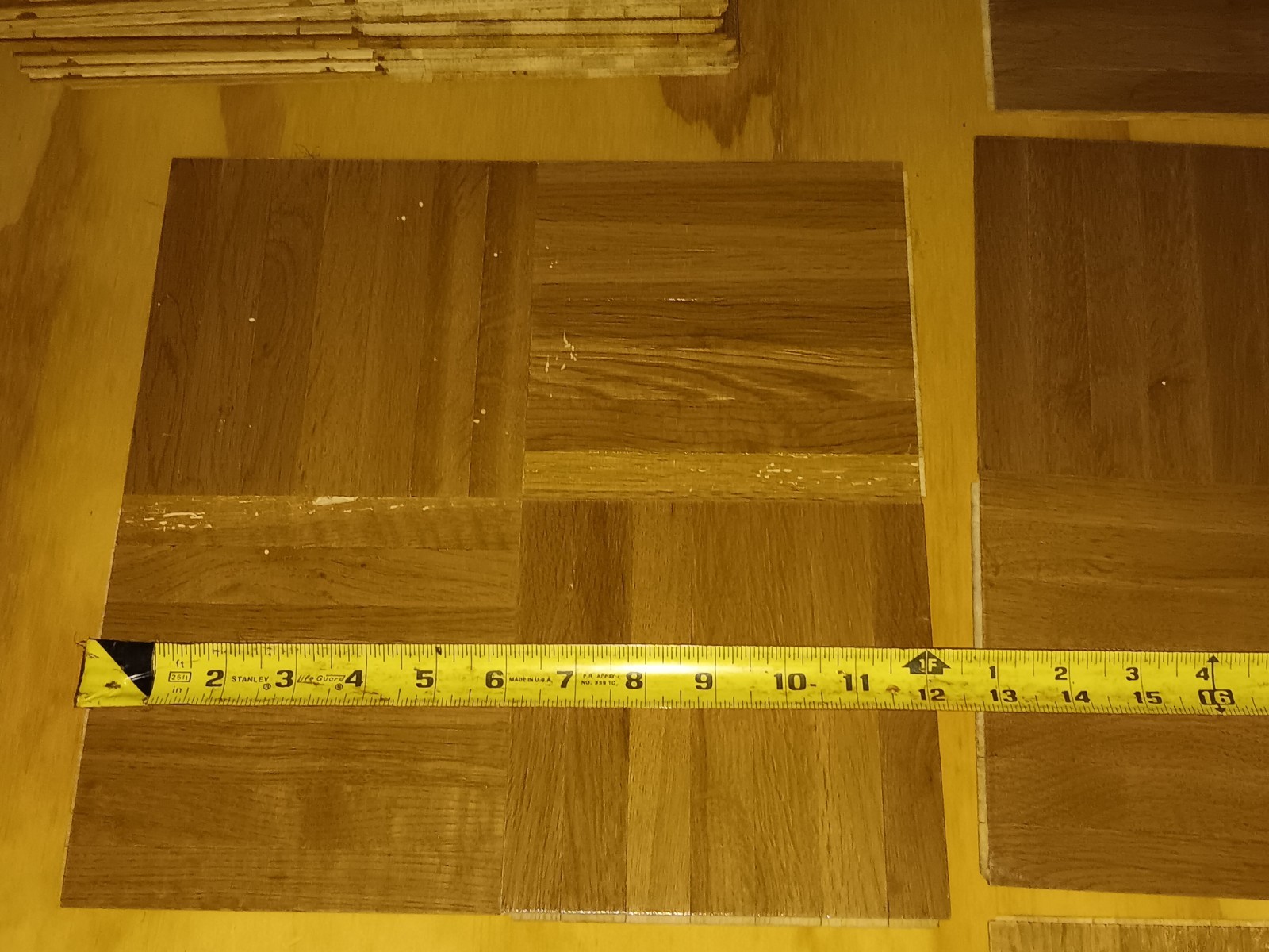 IMPERFECTS 20 Sq. Ft. CABIN GRADE Wood Borer WHITE OAK Parquet Flooring Unused