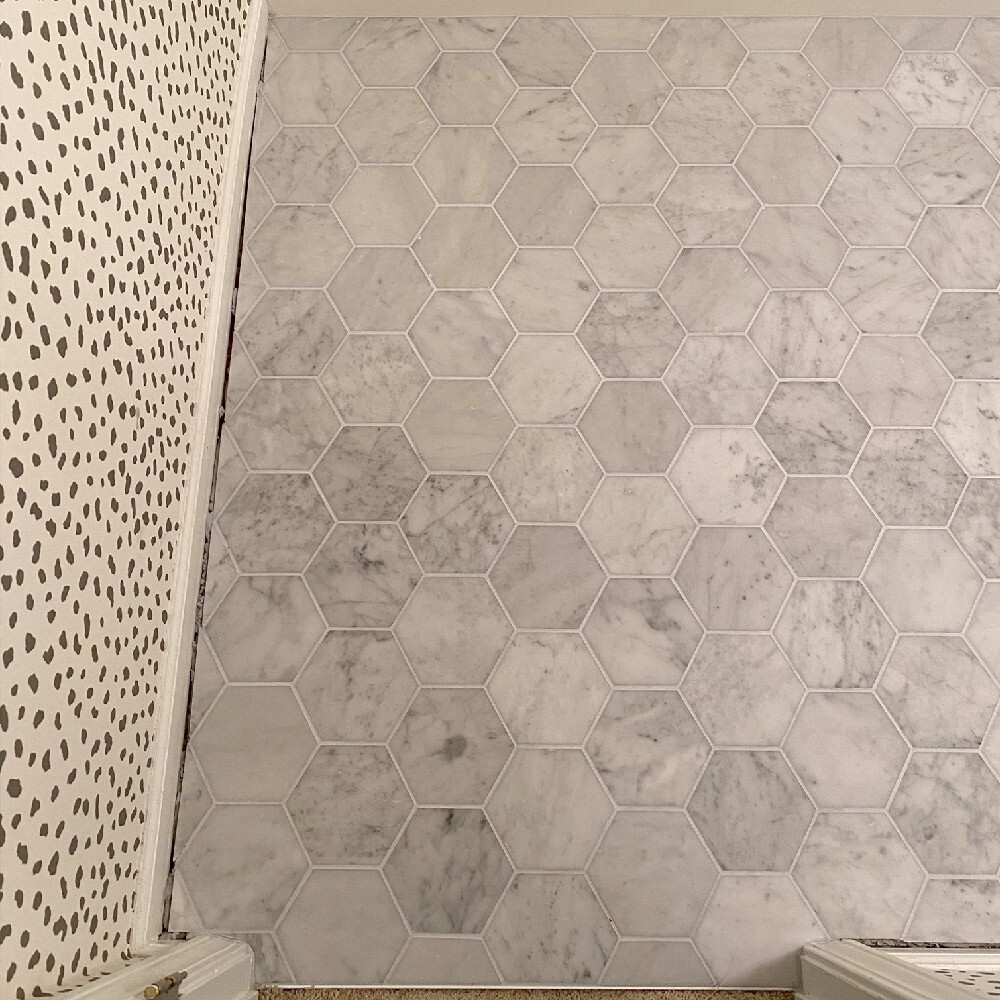 C36H 6″ Hexagon Honed Carrara White Marble Venato Carrera Bianco Tile