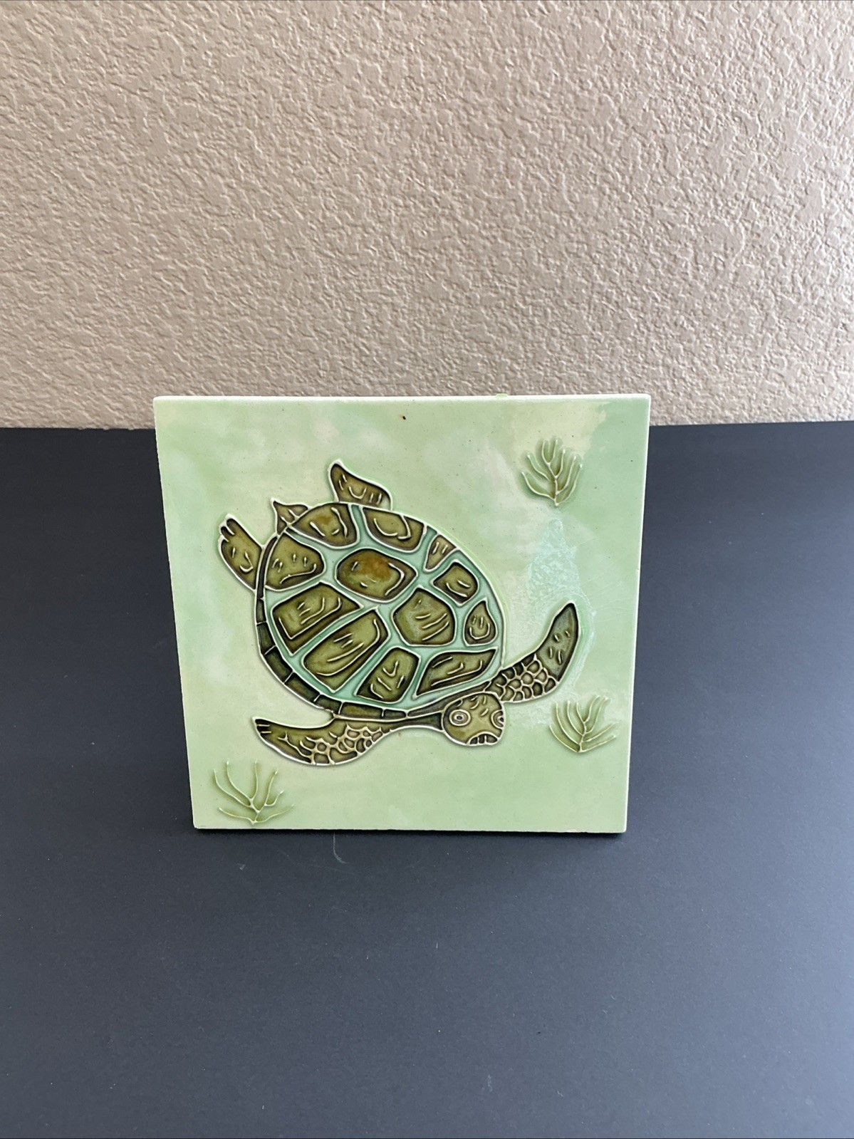 Tropical Sea Turtle Ceramic Tile Green 6×6 In Square With Hanger