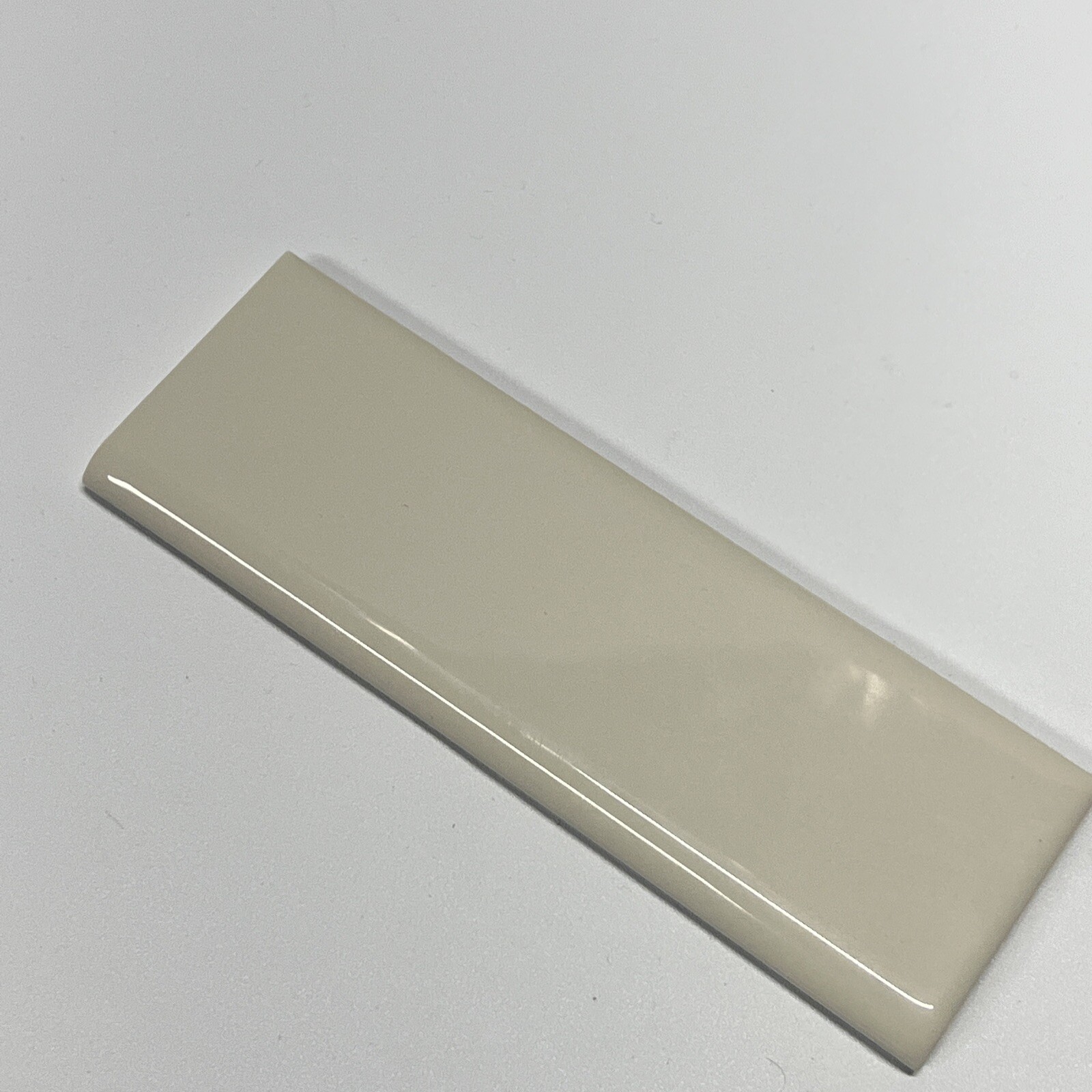 Light Tan Ceramic Tile 2×6 Vintage FT Mid Century Modern 2 x 5 15/16” Bullnose