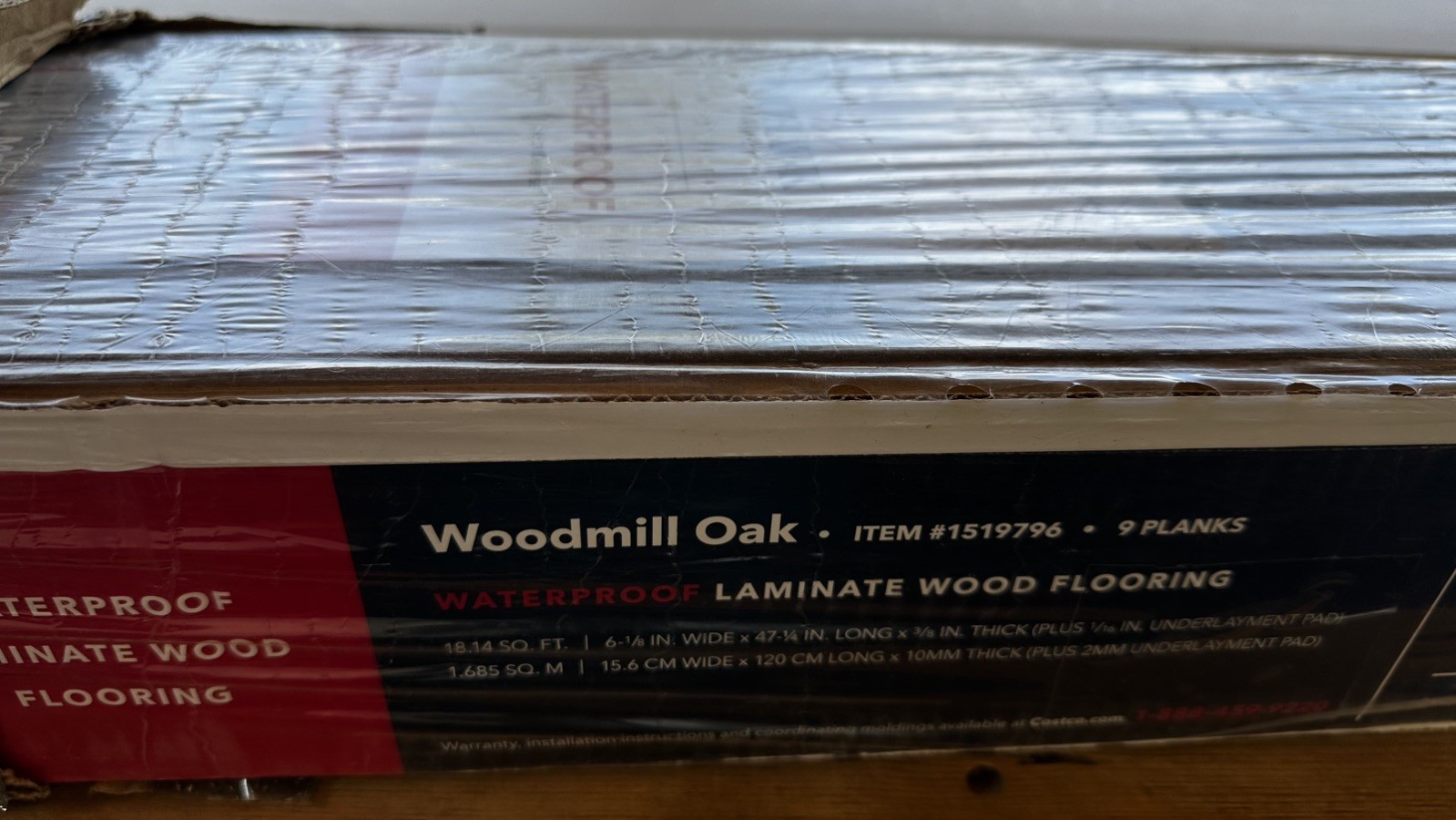 Mohawk Home Woodmill Oak Waterproof Laminate 12mm Thick Plank With 2mm Attached