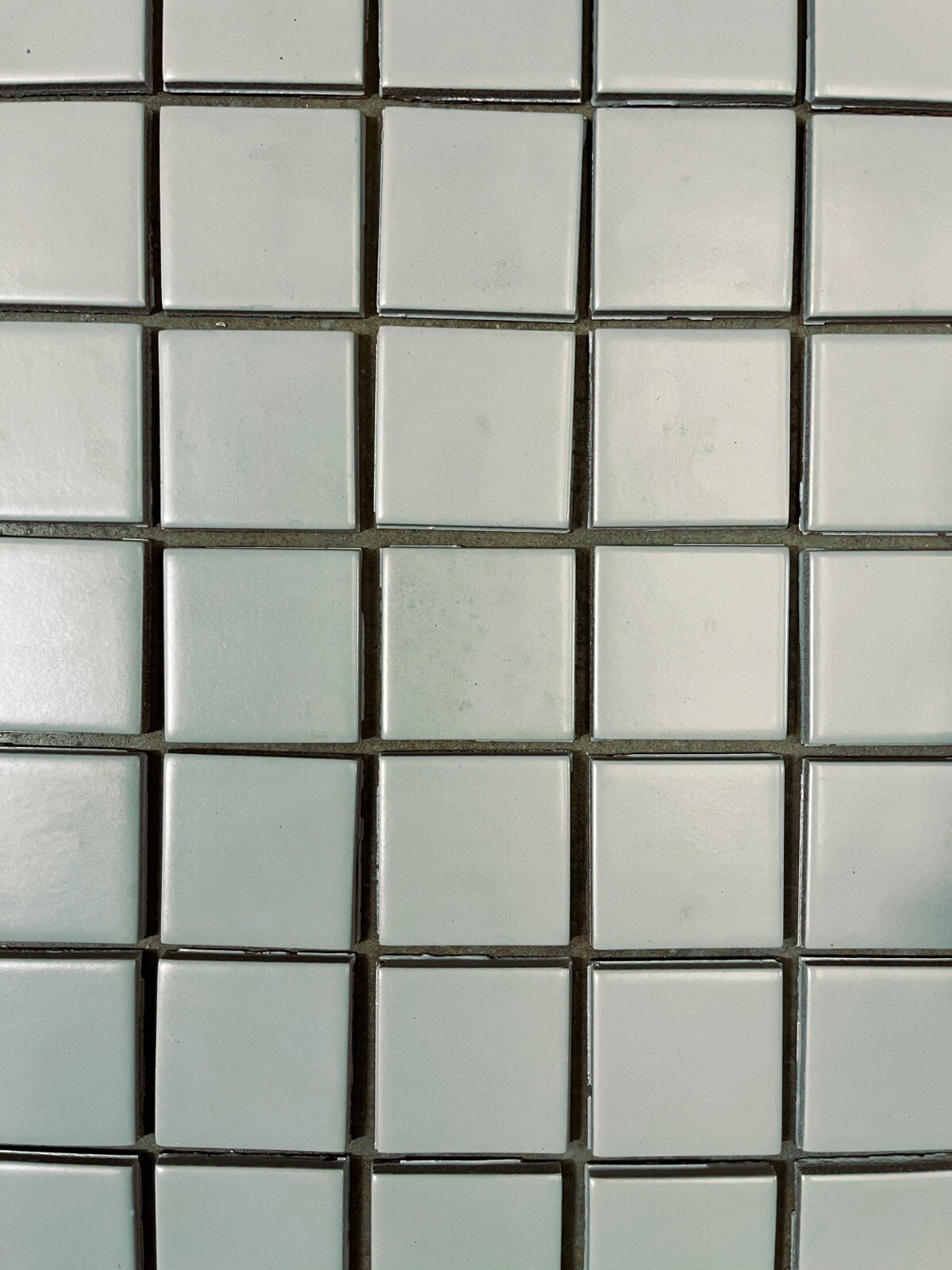 Gray Glossy Wall Tile 1 7/8″ x 1 7/8″ 10 SQFT Remodel Ceramic Summitville C# 661