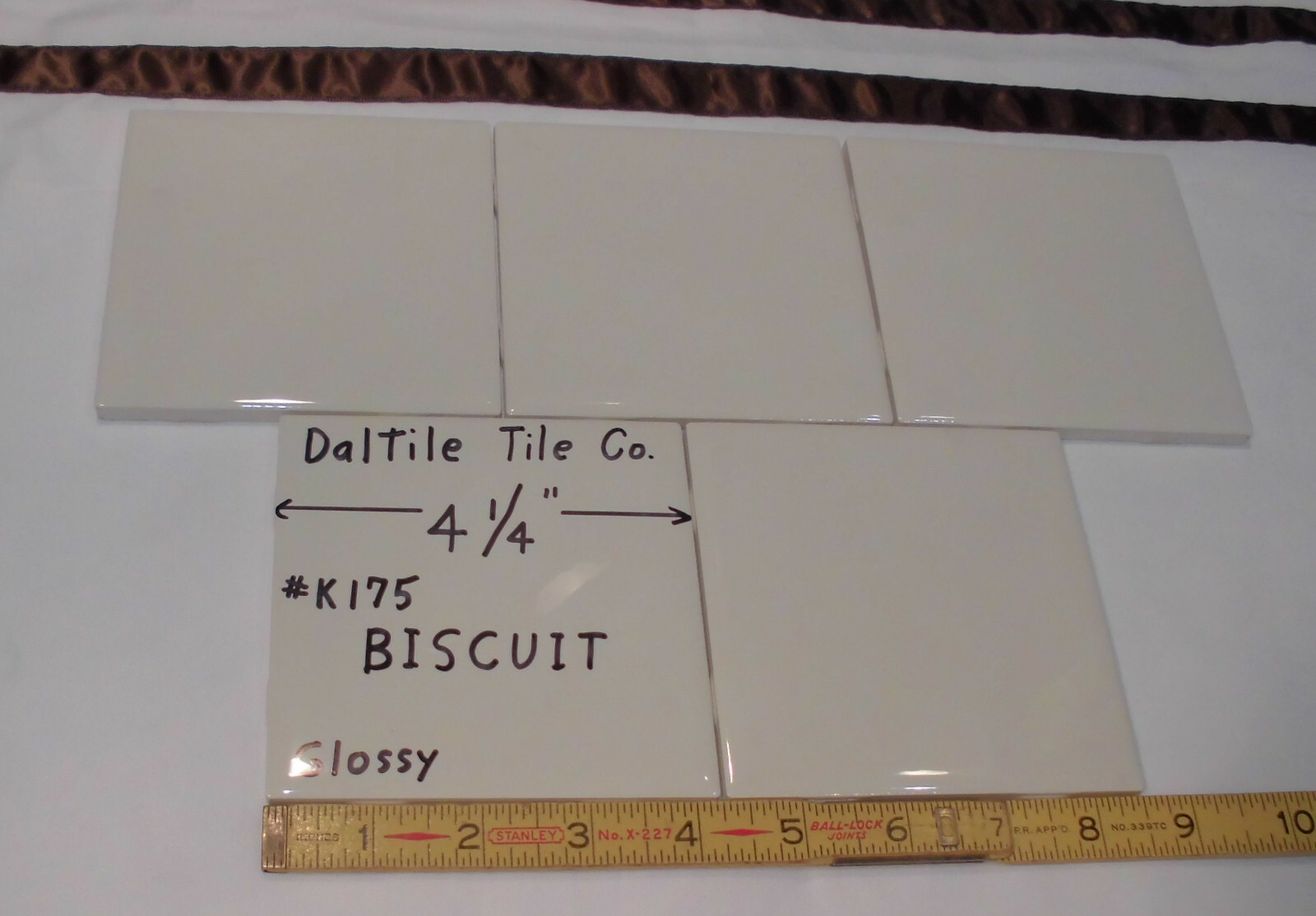 5 pieces *Gloss Biscuit* Ceramic Tiles by The Daltile Co….4-1/4″ Square NEW