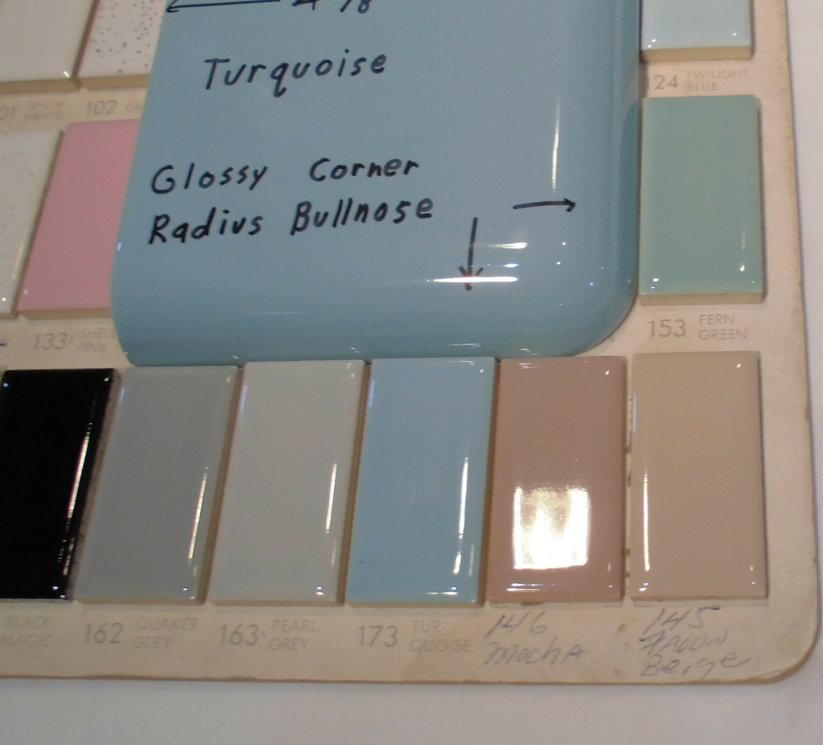 1 pc. Corner Bullnose; Turquoise Glossy Ceramic Tile by Mid-State 4-3/8″ Mudd