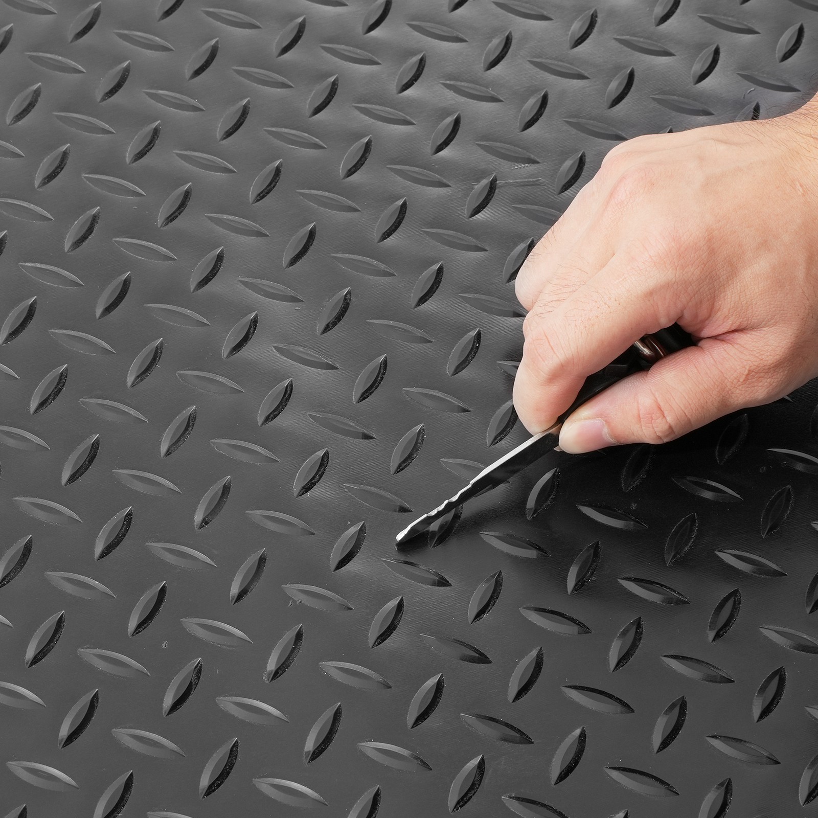 VEVOR Garage Floor Mat Diamond Plate Vinyl 2x Flooring Rolls Non-Slip 14.7×3.6ft