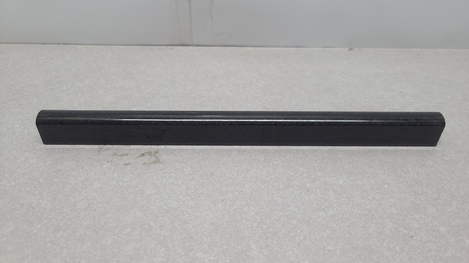 Cigaro Absolute Black 1 X 12 30 Peices Natural Granite emser tile