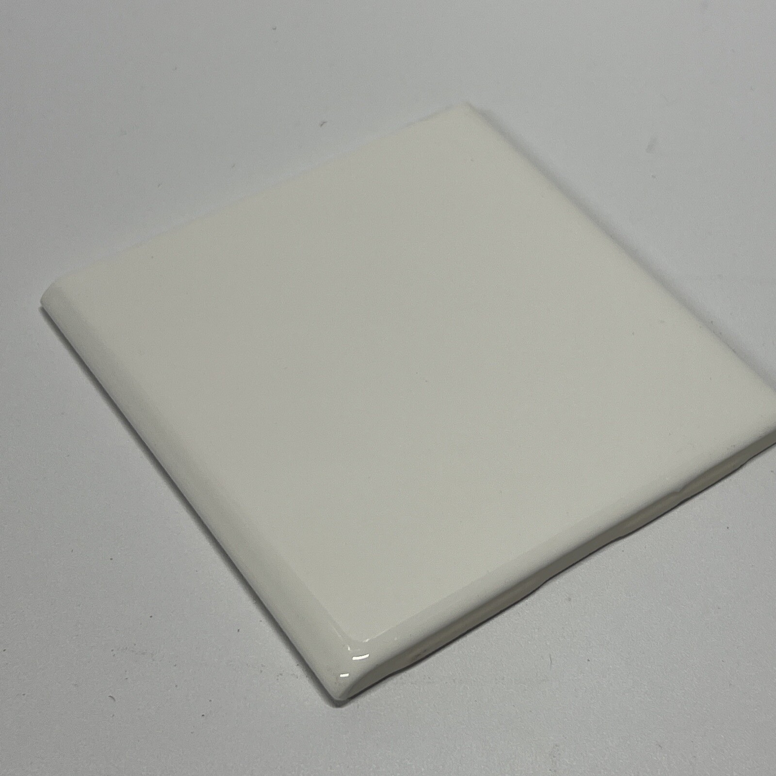 Bright White Ceramic Edge Tile 4 1/4 Vintage FT Mid Century Modern 4×4 Bullnose