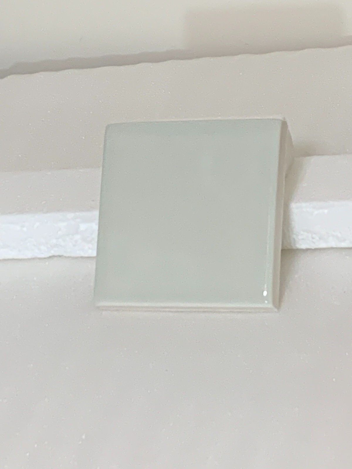 New Sonoma Tilemakers Handcrafted 4″ x 4″ Ceramic Tile Color Cirrus Crackle