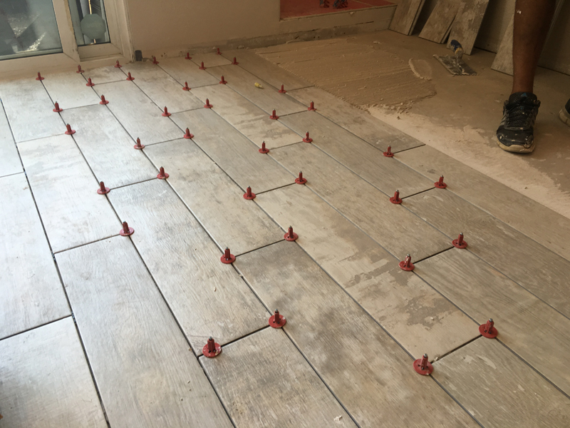 ATR Tile Leveling Alignment System Straight Edge Spacers Floors and Walls