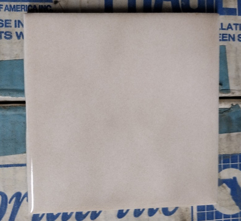 1 Wall Tile Florida 1425 561 USA FT 4-3/8″ Sq Ceramic Gloss Mexican Sand Vintage