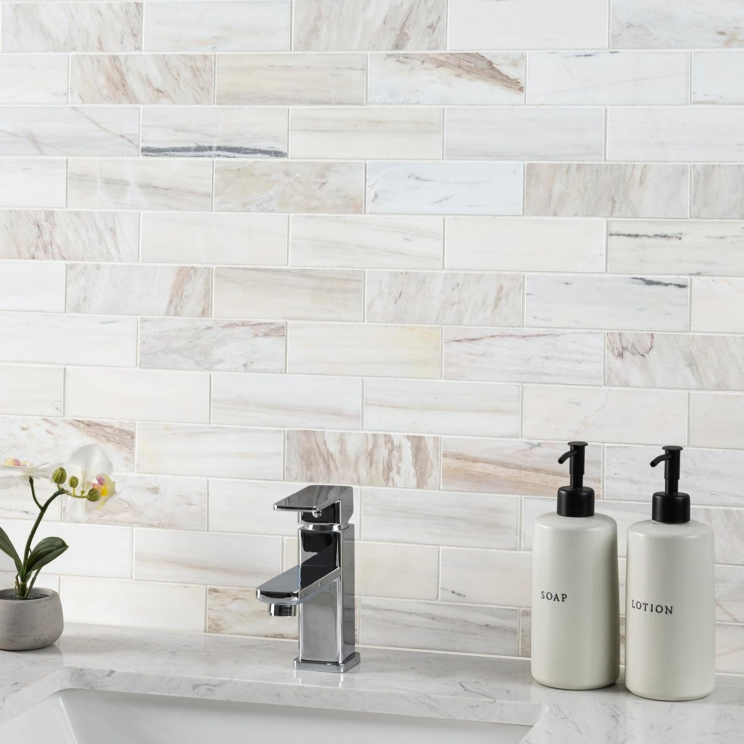 Elegant Polished Angora Marble Mosaic Tile for Kitchen & Bathroom Backsplash