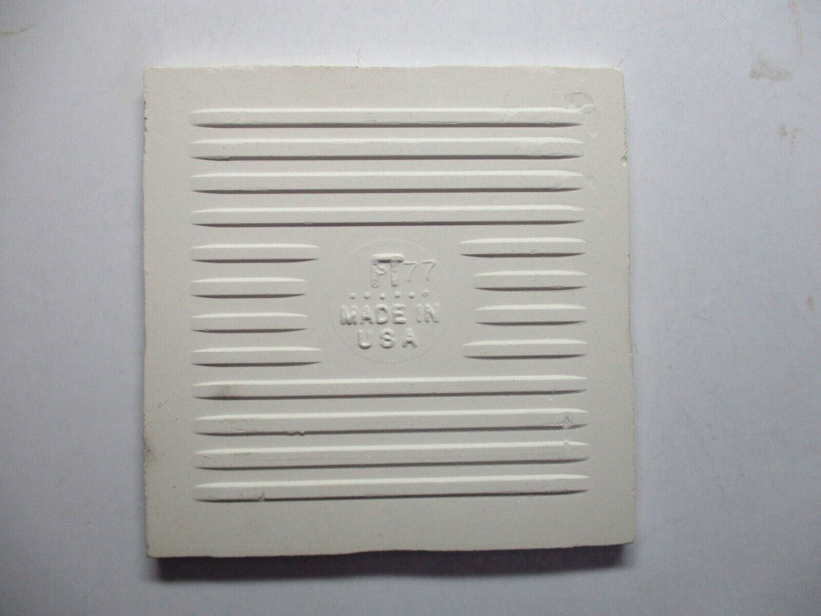 1 Wall Tile Florida USA FT 4-3/8″ Ceramic Mottled Sky Blue on Off White Vtg MCM