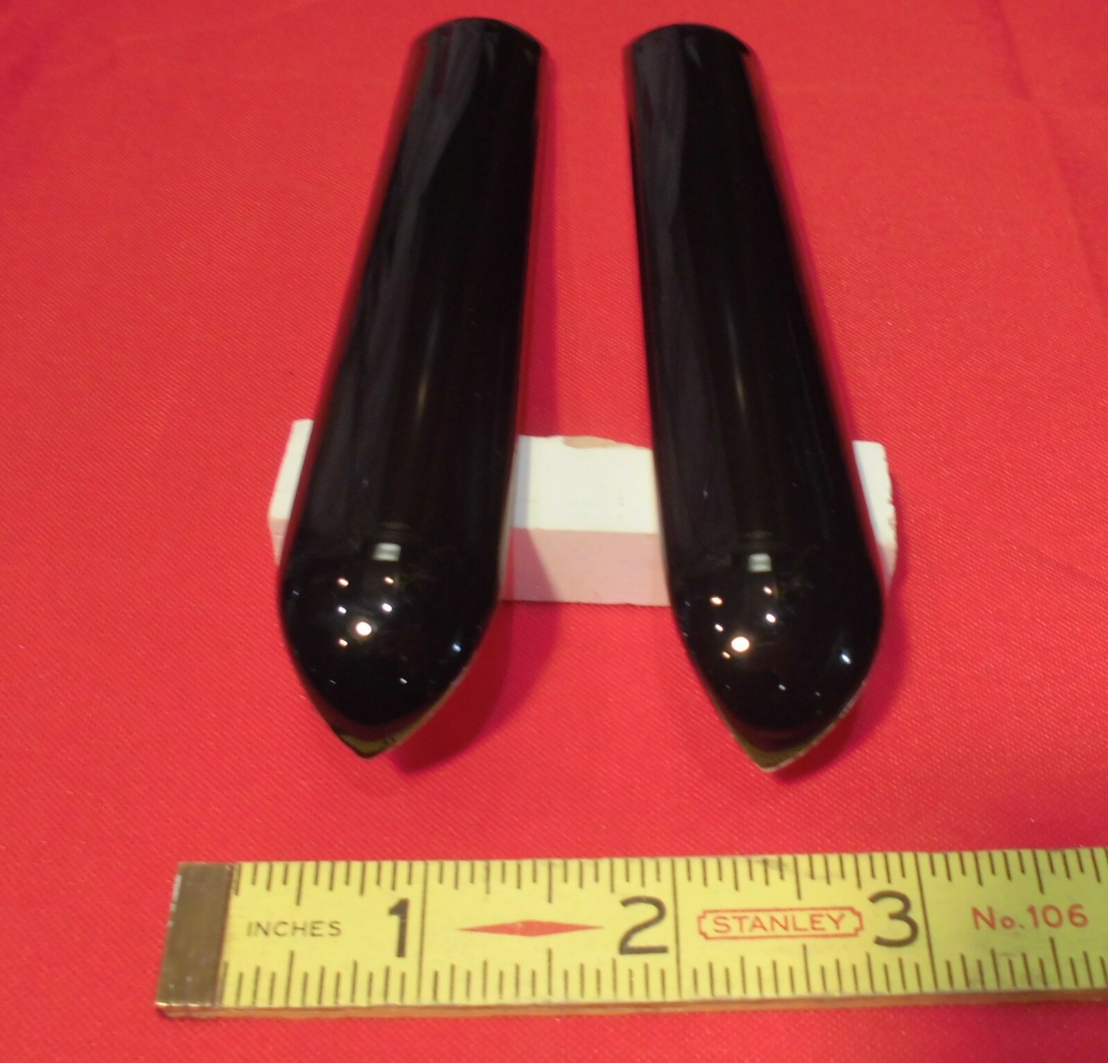 2 pcs. *Gloss Black* Ceramic Quarter Round Tiles 1″ X 6″ Finished Corner Beak