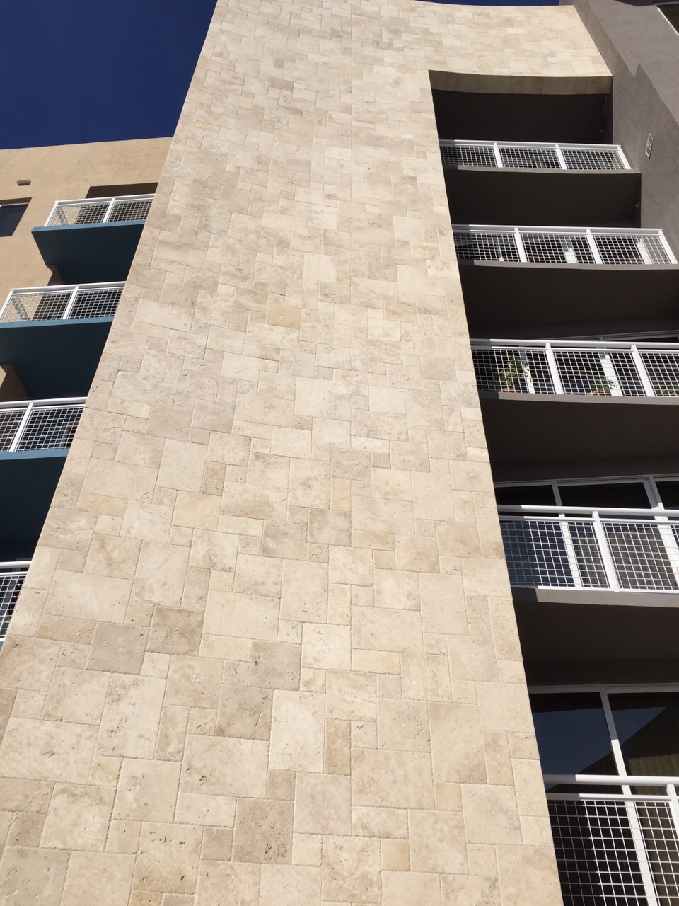 IVORY BLEND TRAVERTINE BRUSHED & CHISELED VERSAILLES FRENCH PATTERN TILES