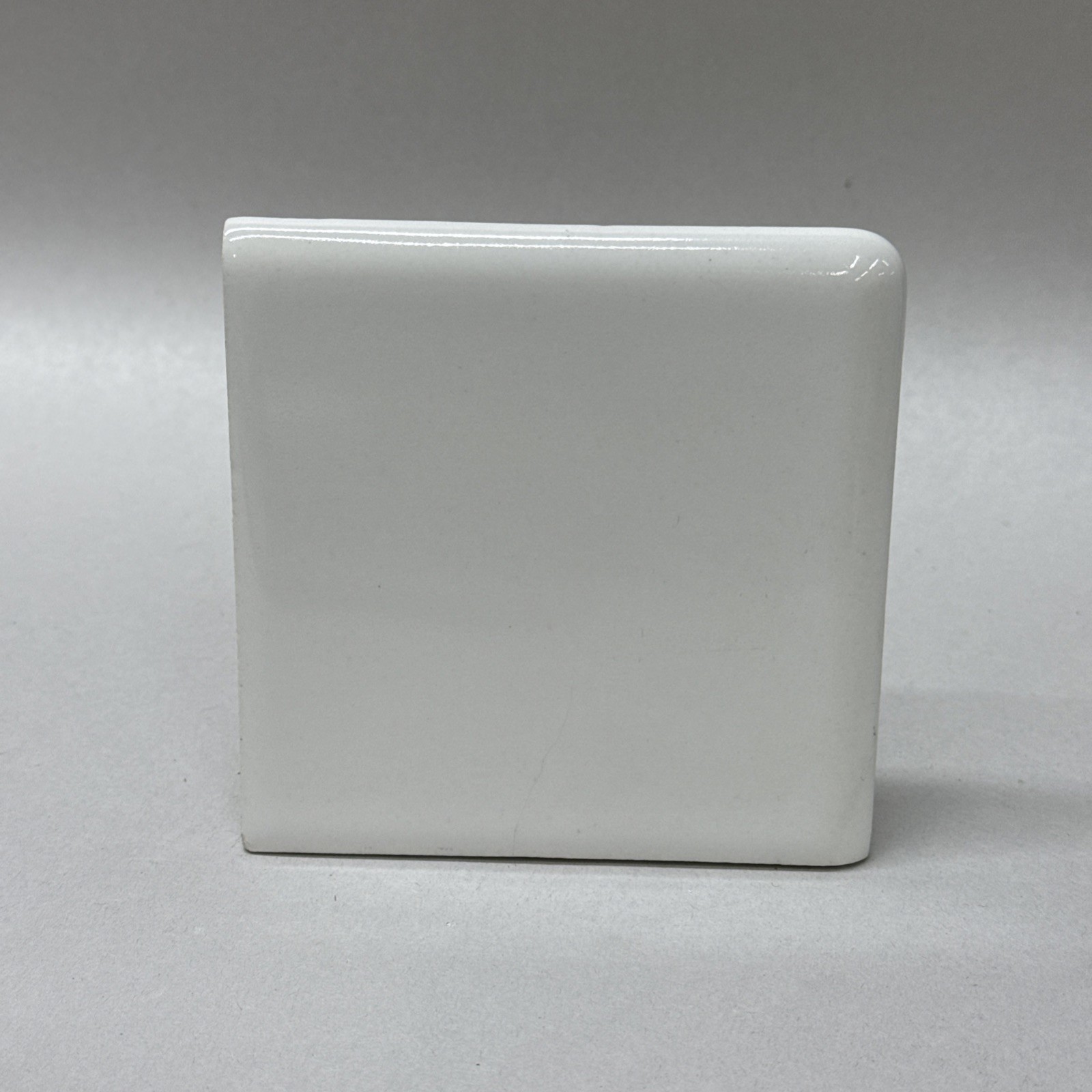 Florida Tile USA 4-1/4″ Vintage Snow White Corner Tile NOS 4×4” Subway Tile