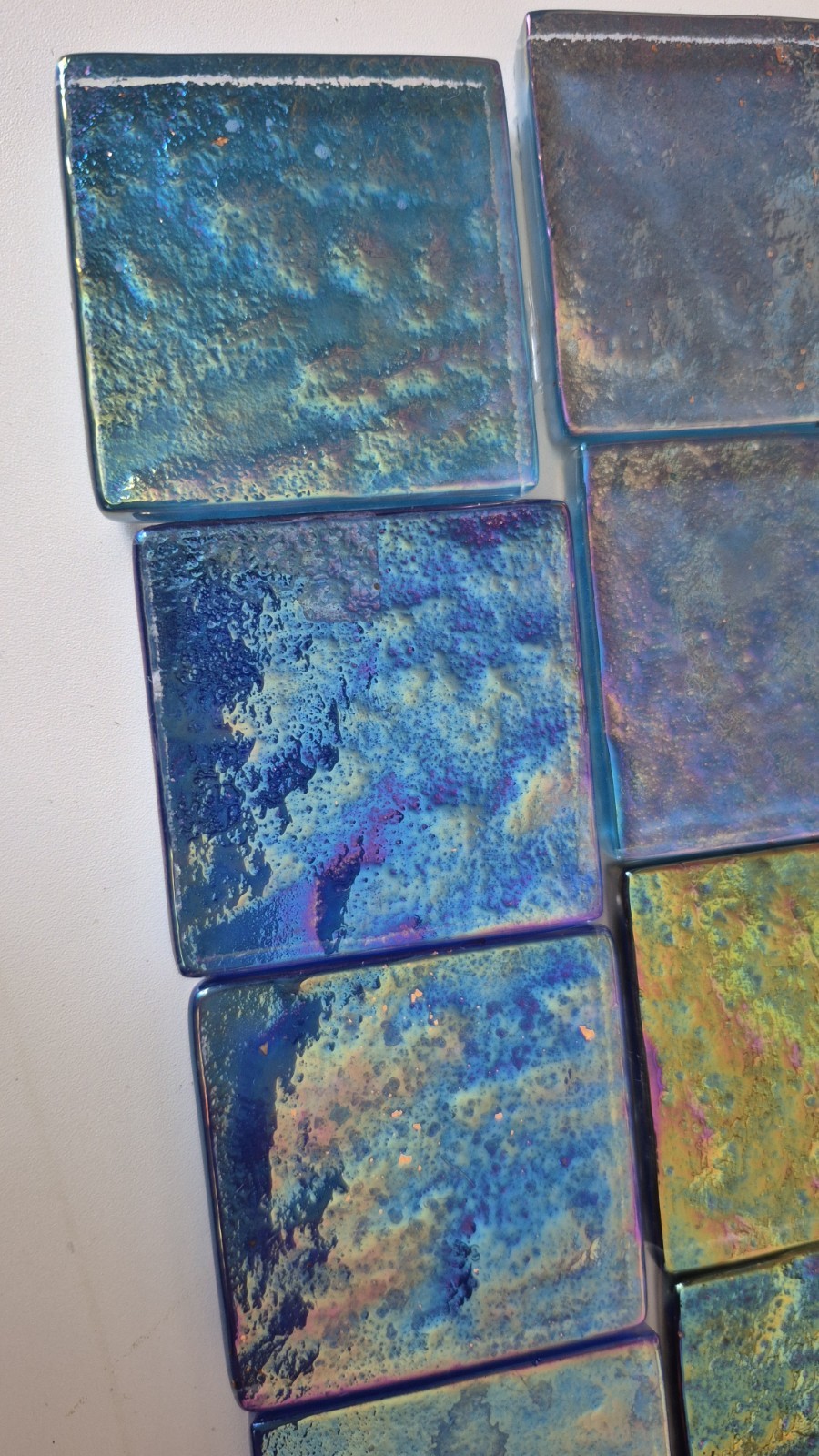 Iridescent Glass Mosaic Wall Tiles Blue Green Multicolor 5x5cm Set of 10