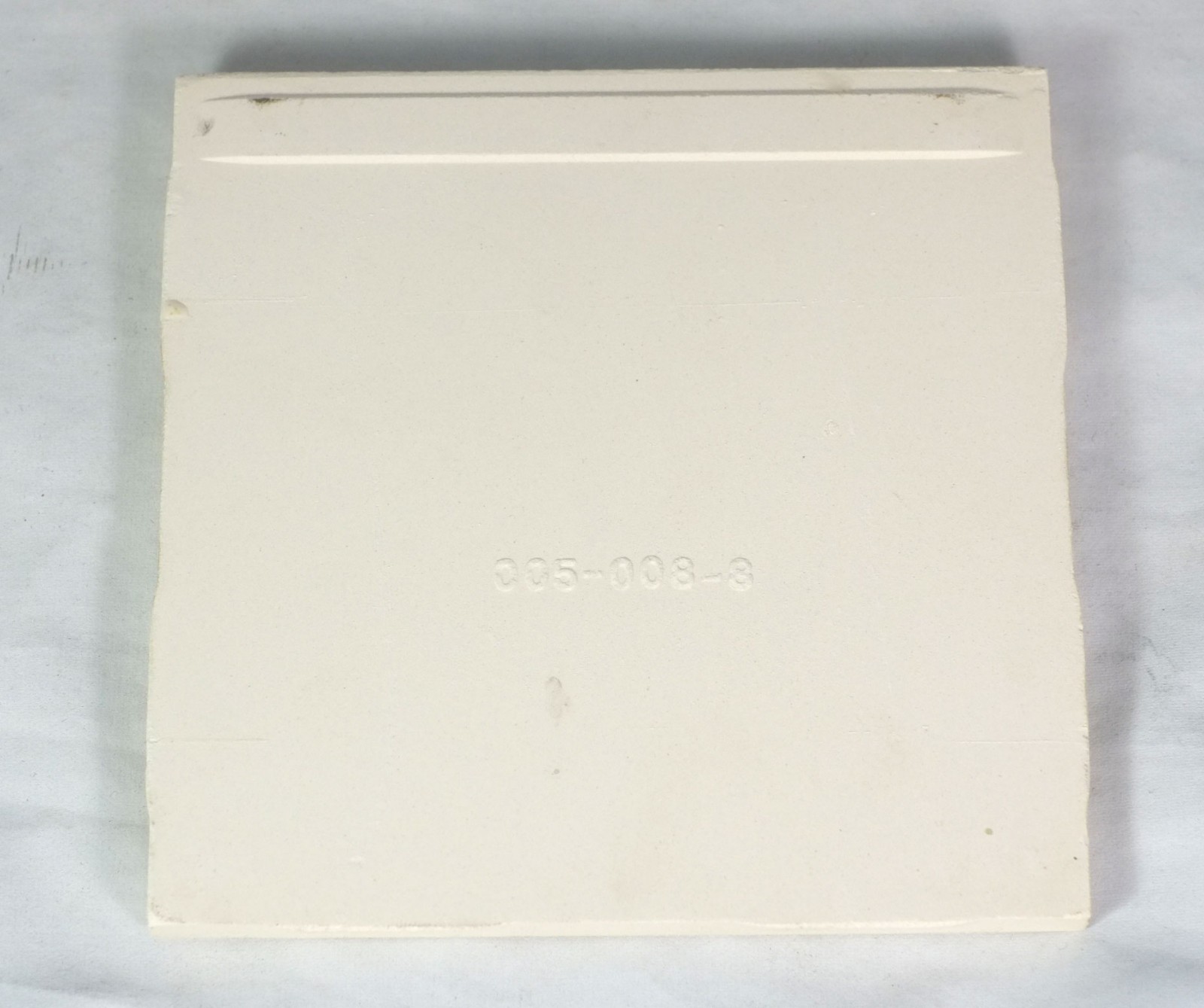 1 NOS Vintage Robertson Oatmeal Gold Tan Speckled 4-3/8″ Bullnose Edge Wall Tile