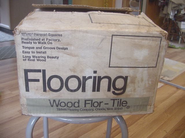 VINTAGE 60s-70s HONEY OAK PARQUET WOOD FLOORING FULL CASE 25 SQ.FT. 12” x 12″