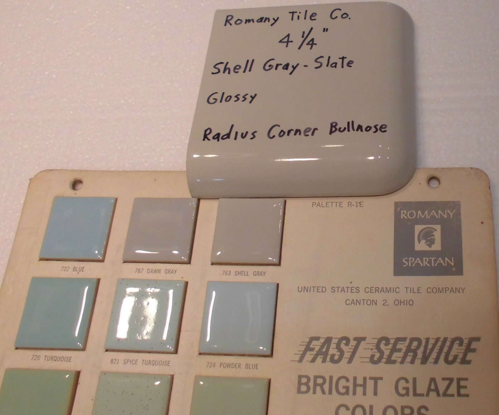 1 pc. Slate / Shell Gray: Radius Corner Bullnose Ceramic Tile 4-1/4″ Glossy, NOS