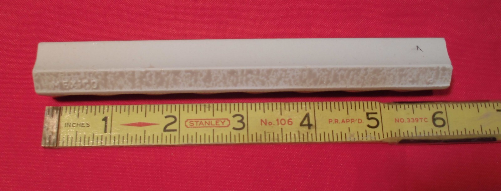 1pc. Darker Fawn Beige Color, Ceramic Sizzle Liner Rope Tile 3/4″ X 6″ NEW