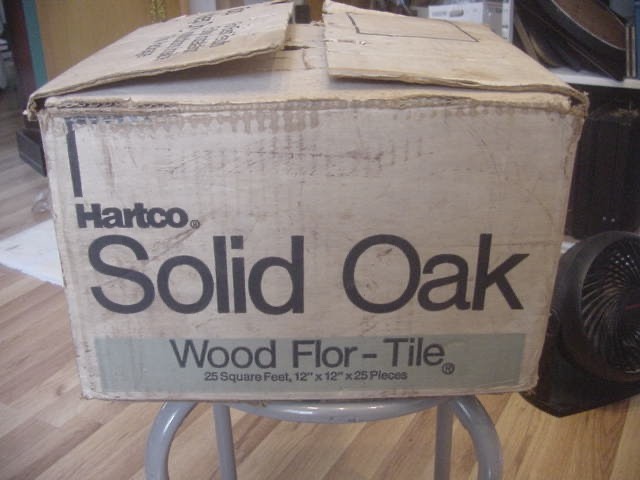 VINTAGE 60s-70s HONEY OAK PARQUET WOOD FLOORING FULL CASE 25 SQ.FT. 12” x 12″