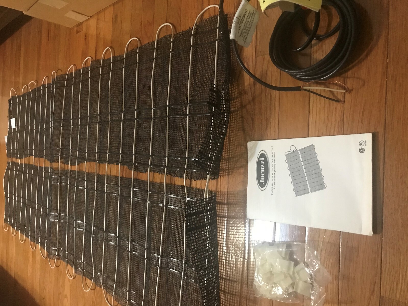 20 sq. ft. Jacuzzi Electric Floor Warming Mat Item# EK87000 30″ wide and 8′ long