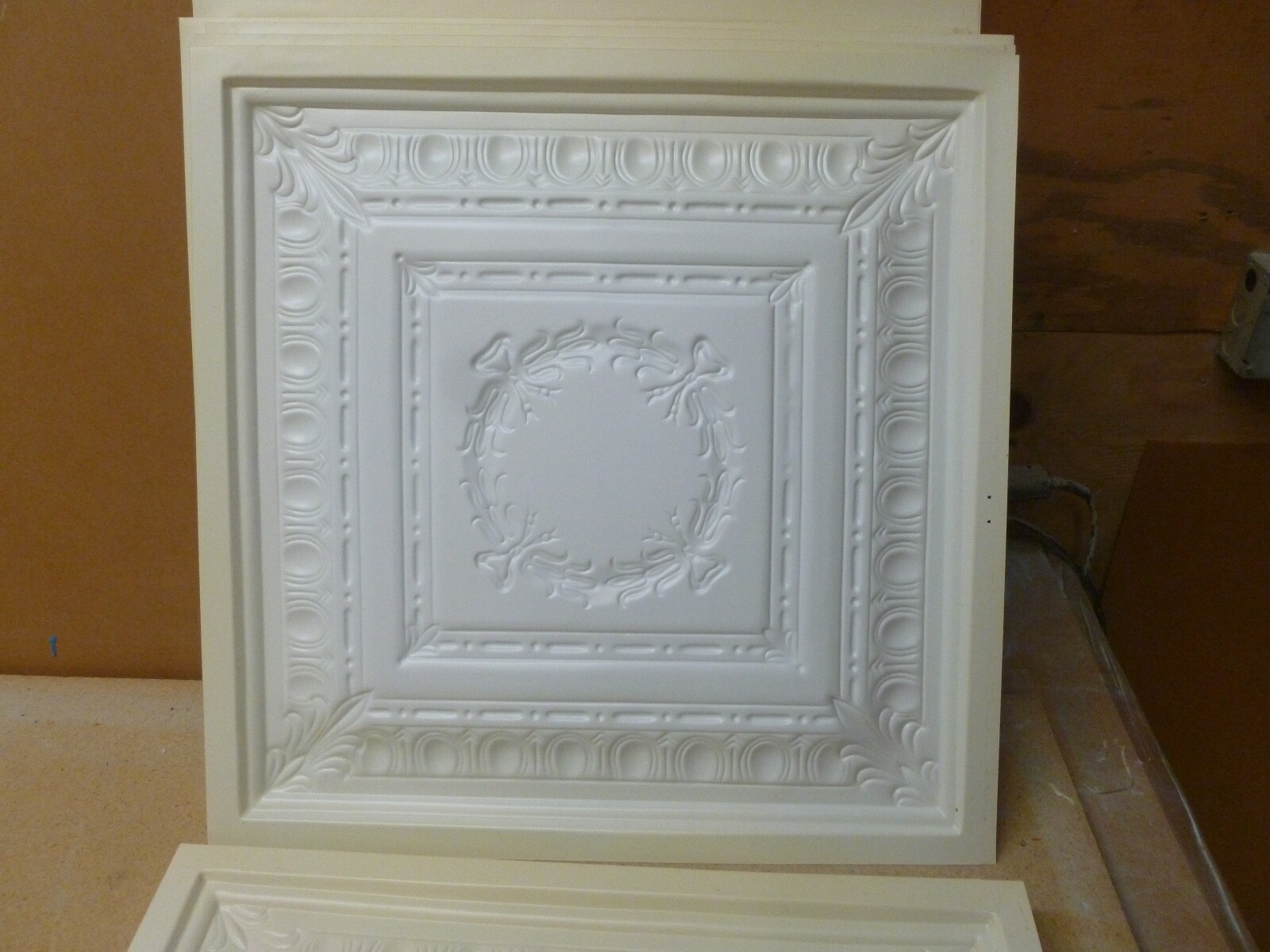 15 pieces Ceiling Tile 2’x2′ White Tin Lay-in/Glue-up PVC White Fits Grid System
